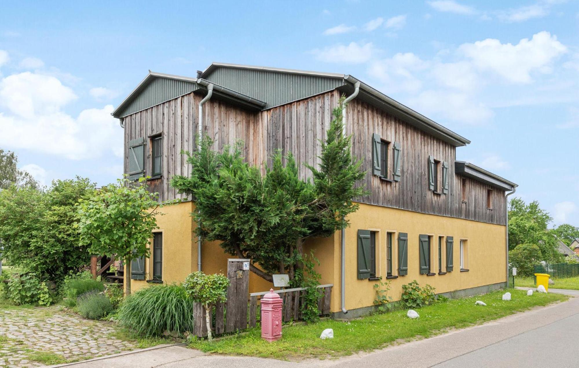 Lovely Home In Am Salzhaff With Kitchen Pepelow Exteriör bild